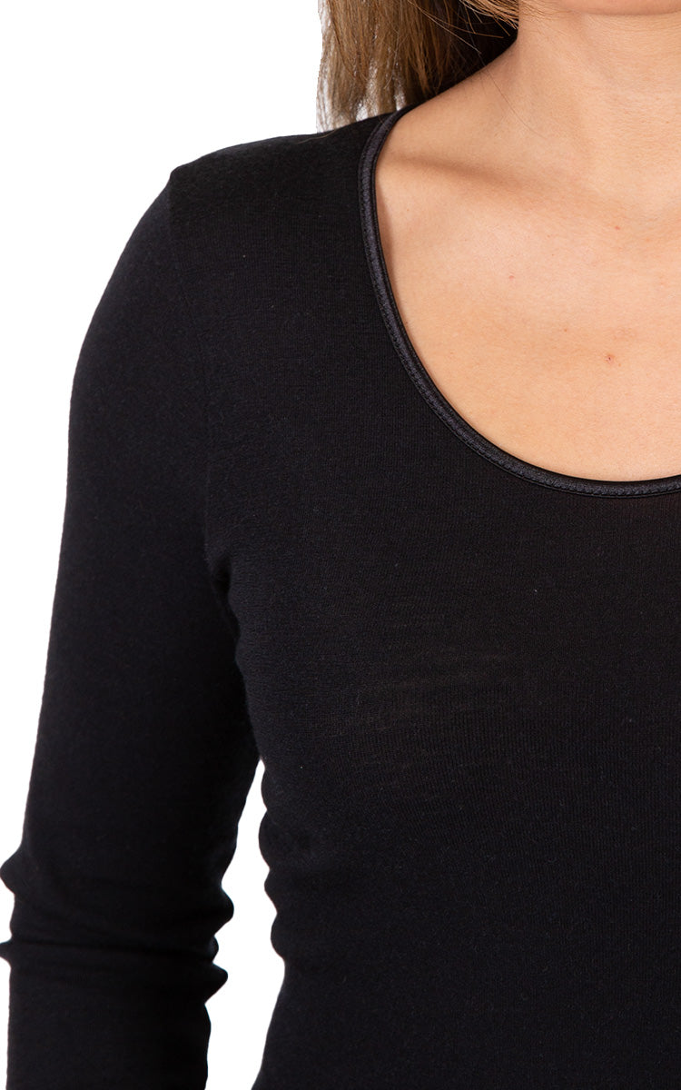 Emmebivi 100% Cotton Top with Long Sleeve Thermal in Black 30824