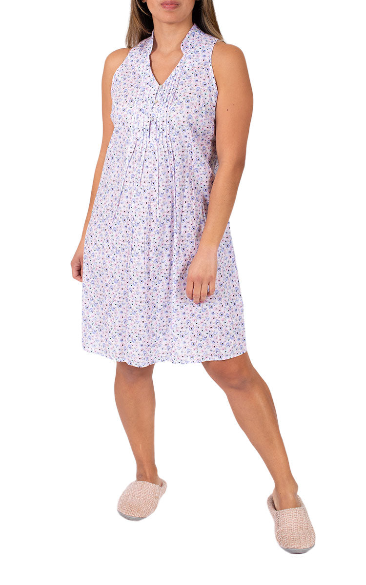 Woman wearing Schrank nightie for summer made from cotton