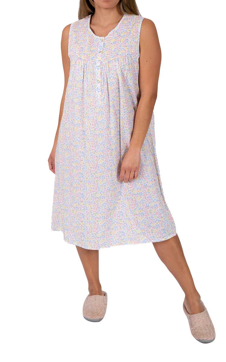 Woman wearing Schrank nightie for summer made from cotton