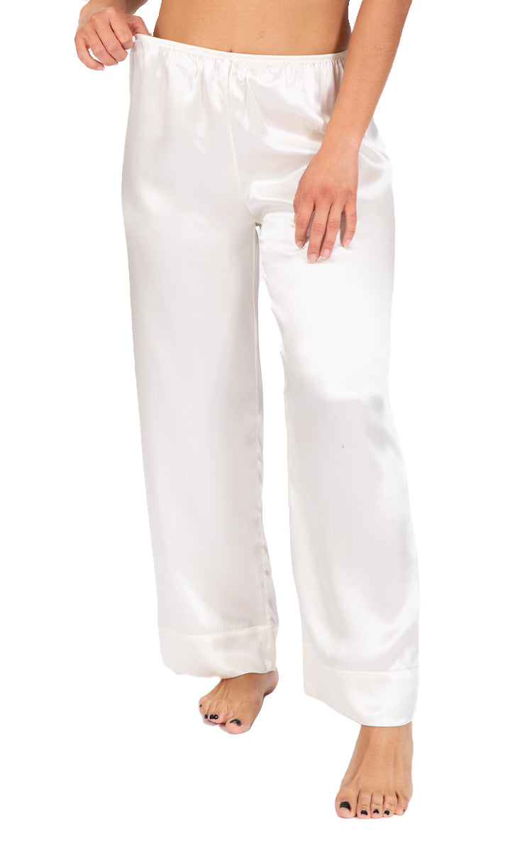 woman wearing Simone Perele Silk pant in ivory 