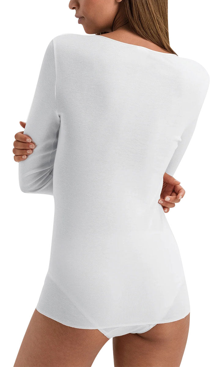 woman wearing Hanro Cotton Long Sleeve shirt in white