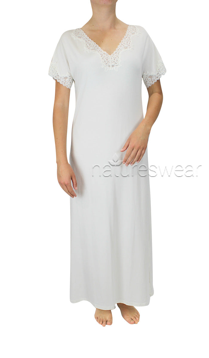Victorias Linen Camille Bamboo & Cotton Short Sleeve V Neck Nightgown in Ivory